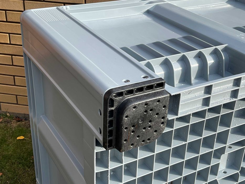Skrzyniopalety plastikowe Kisteny Palbox 120 FIB