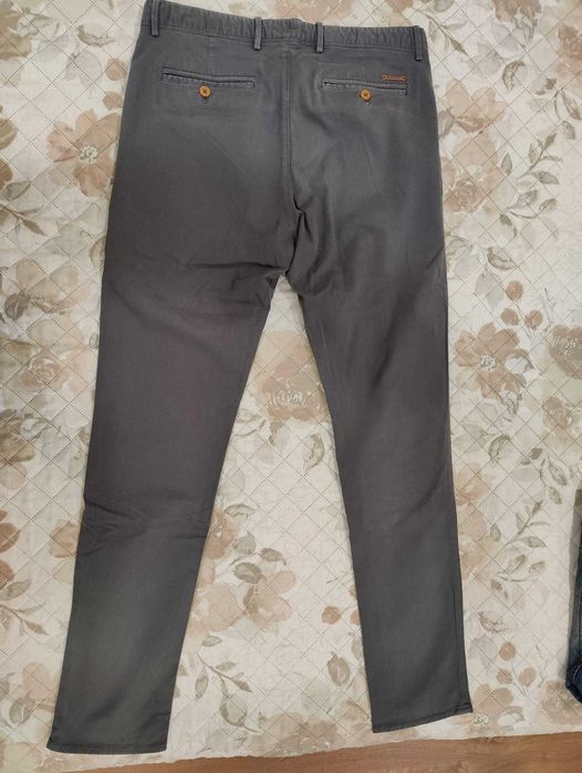 Calças chino Massimo Dutti tam. 42 em excelente estado