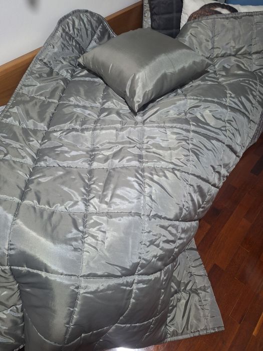 Hedredao acetinado para cama de solteiro