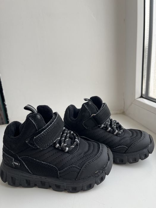 Взуття демі мікроплюш для хлопчика кросівки на весну/осінь розмір 25