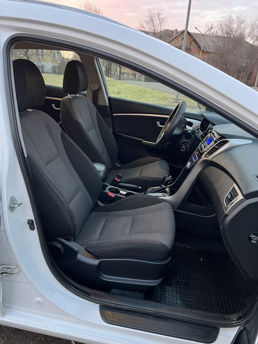 Продам і30 на автоматі