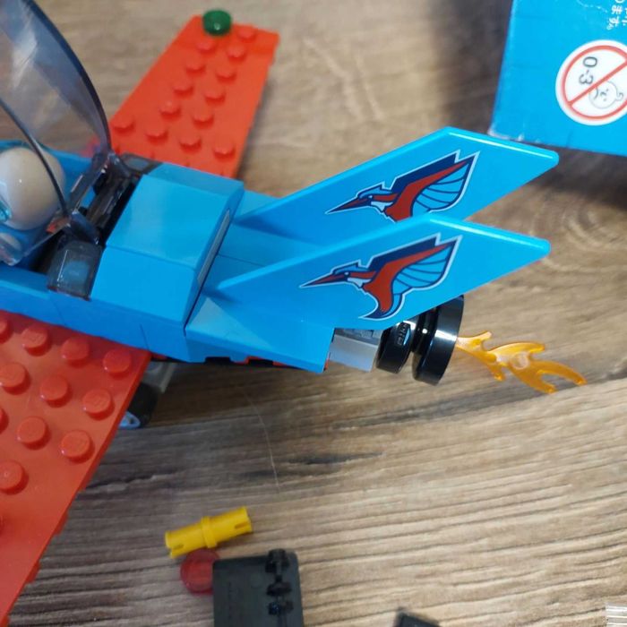 LEGO City Каскадерський літак (60323). лего сіті