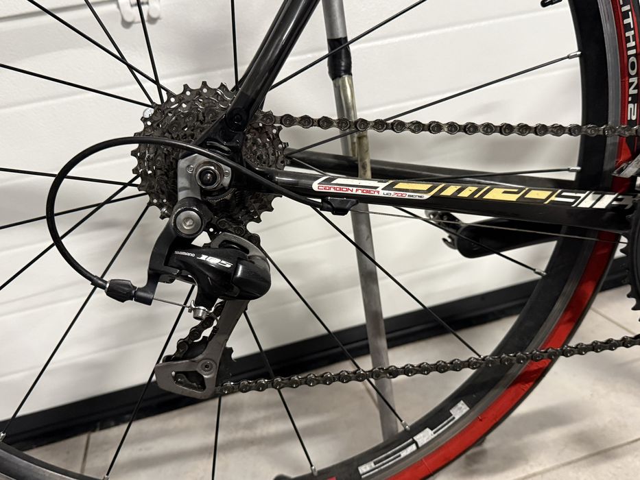 Bicicleta de Estrada BTWIN FC 700 em Cabono