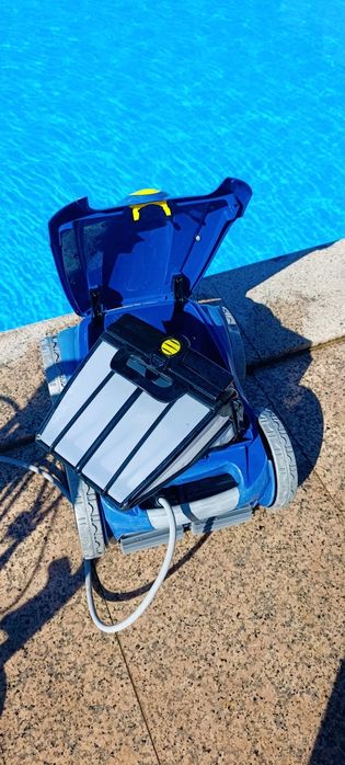Robô Zodiac Vortex 4WD AZUL Lift - Ref WR000161 - Carrinho - Como Novo