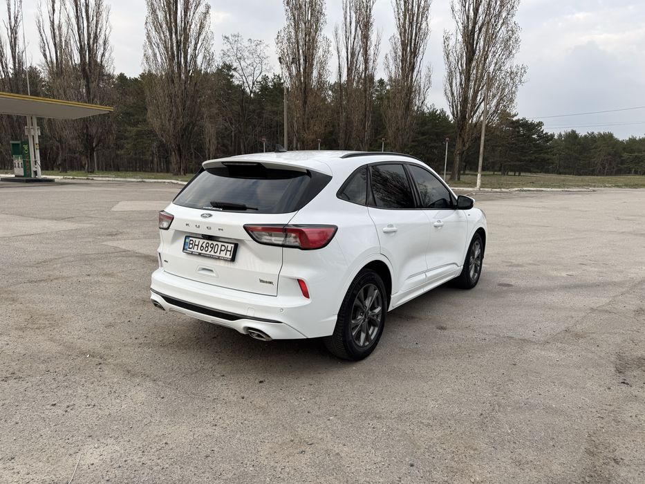 Ford Kuga 3  ST-line куплен в 2022 году
