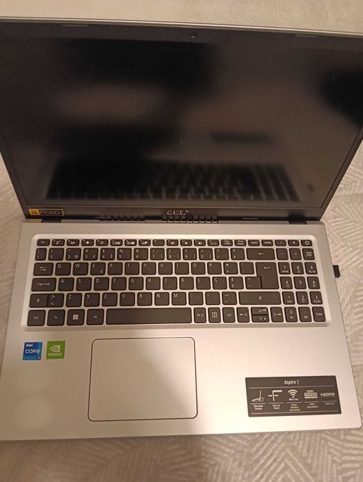 Computador Portátil praticamente novo