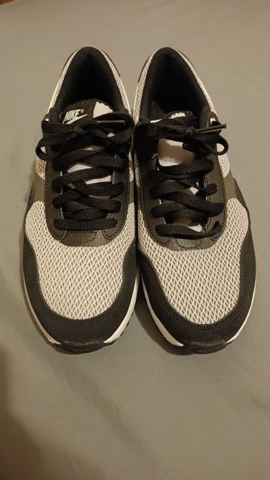 Buty Nike r. 41 26cm