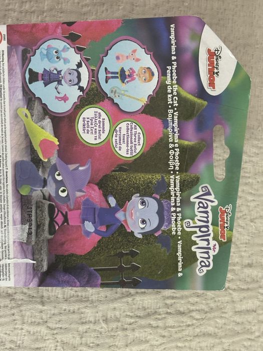 Boneca Vampirina Disney Júnior Nova  Vampirina & Phoebe the Cat