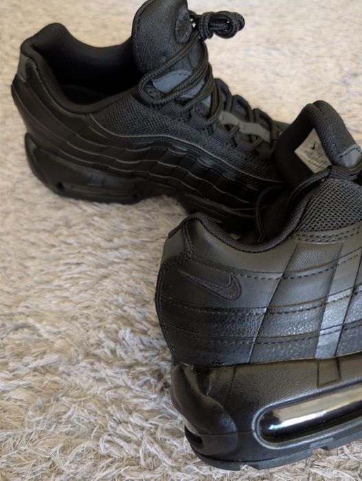 Tenis Air Max 95 Recraft