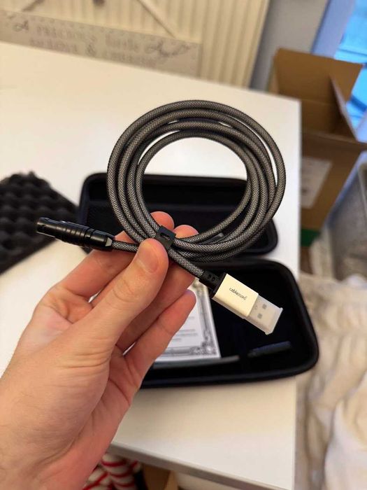 Kabel CableMod Custom Czarno-Bialy Aviator USB-C Na zamówienie Premium