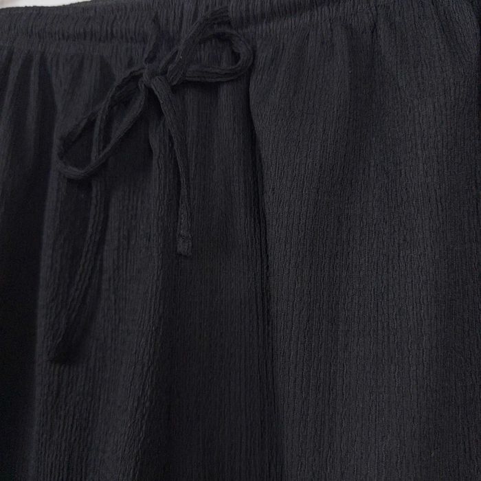 Calções Pretos Texturados H&M S