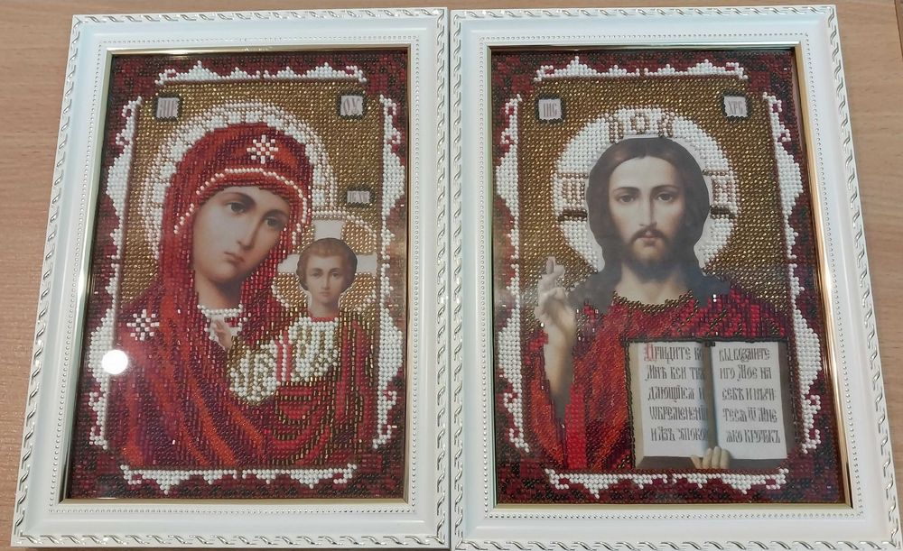 Рушник весільний та ікони