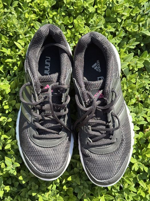Кросівки Adidas, розмір 37,5