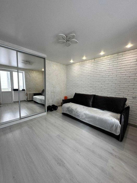 Продаж 1 К. Гречани