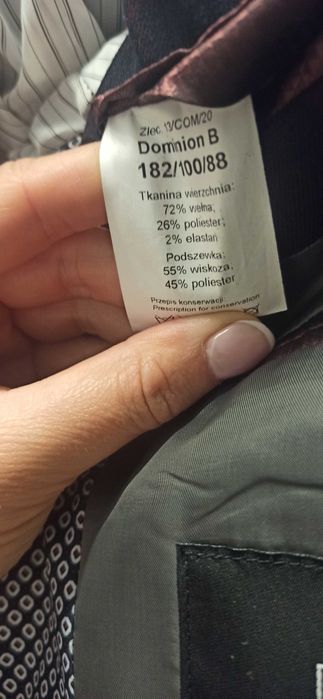 Sprzedam garnitur Evenemen w kratkę