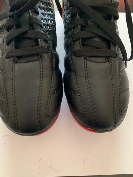 Chuteiras marca PATRICK