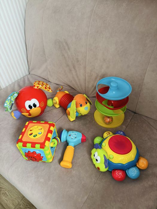 Лот розвиваючих іграшок