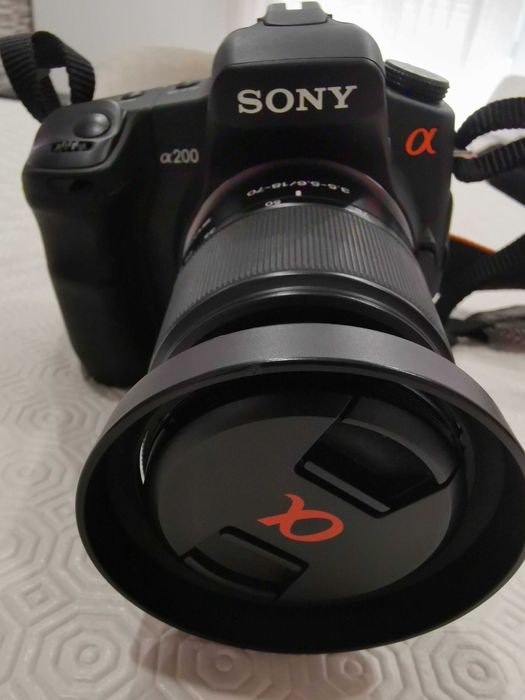 Câmara Sony DSLR A200