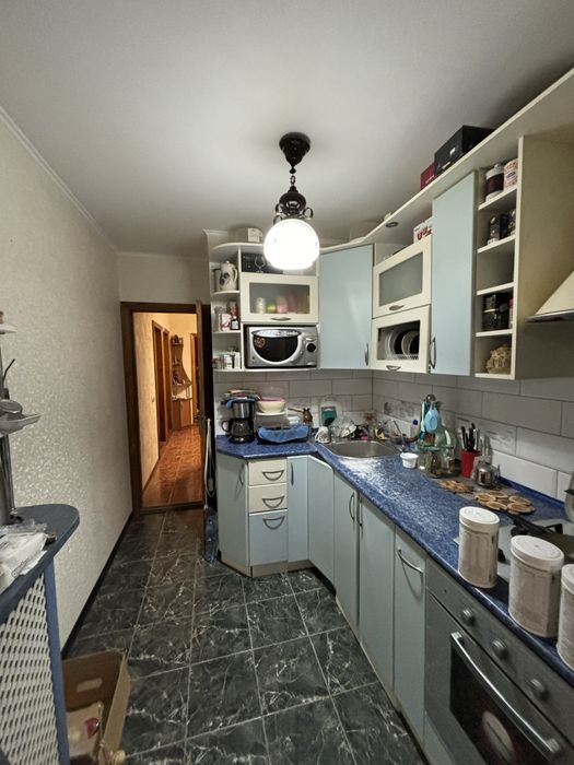 Сертифікат Продам 3 кім. квартиру 80м2 за ТРЦ Київ 7 хв. на першому поверсі .