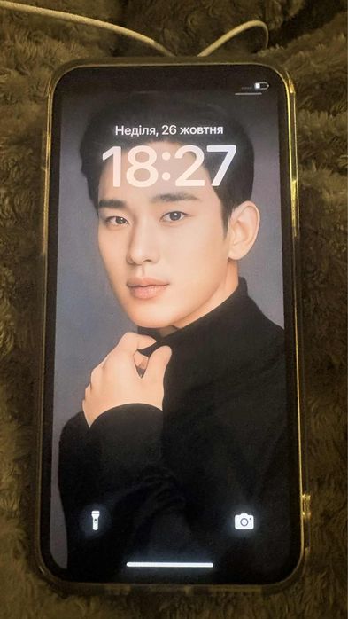Продам айфон 11 /64 гб