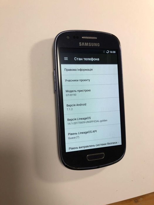 Продам лот різних телефонів та іншої електроніки