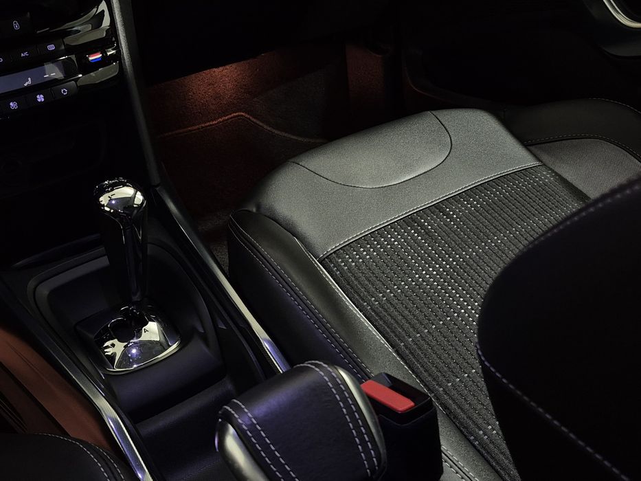 Peugeot 2008 1.6HDI - AUTOMÁTICO | GARANTIA | ALLURE