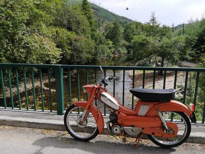 Mobilete Motobécane AV89 de 1960
