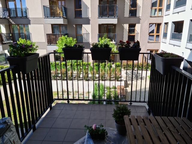 Przestronny loftowy aparament z balkonem 72m2 - Jaracza 25 - spacer 3D