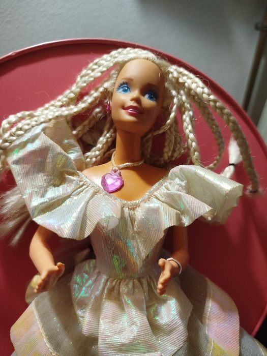 Boneca Barbie modelo secret hart