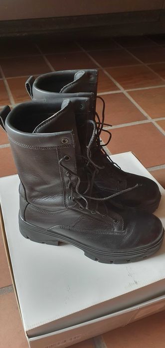 Botas tipo militar