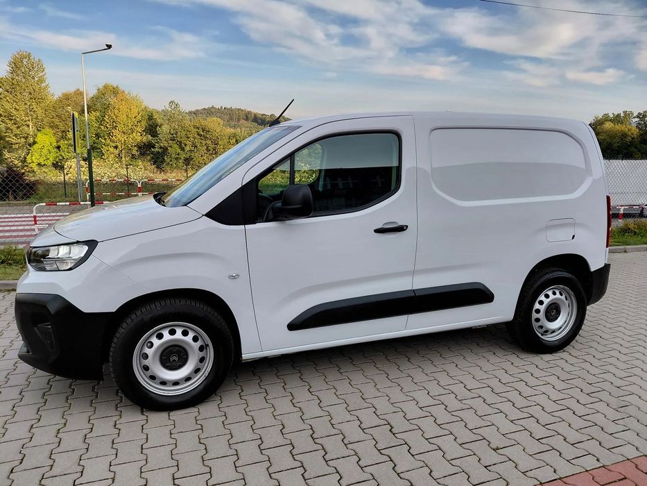 Citroën Berlingo  1.5 Hdi 130KM  nowy model lift