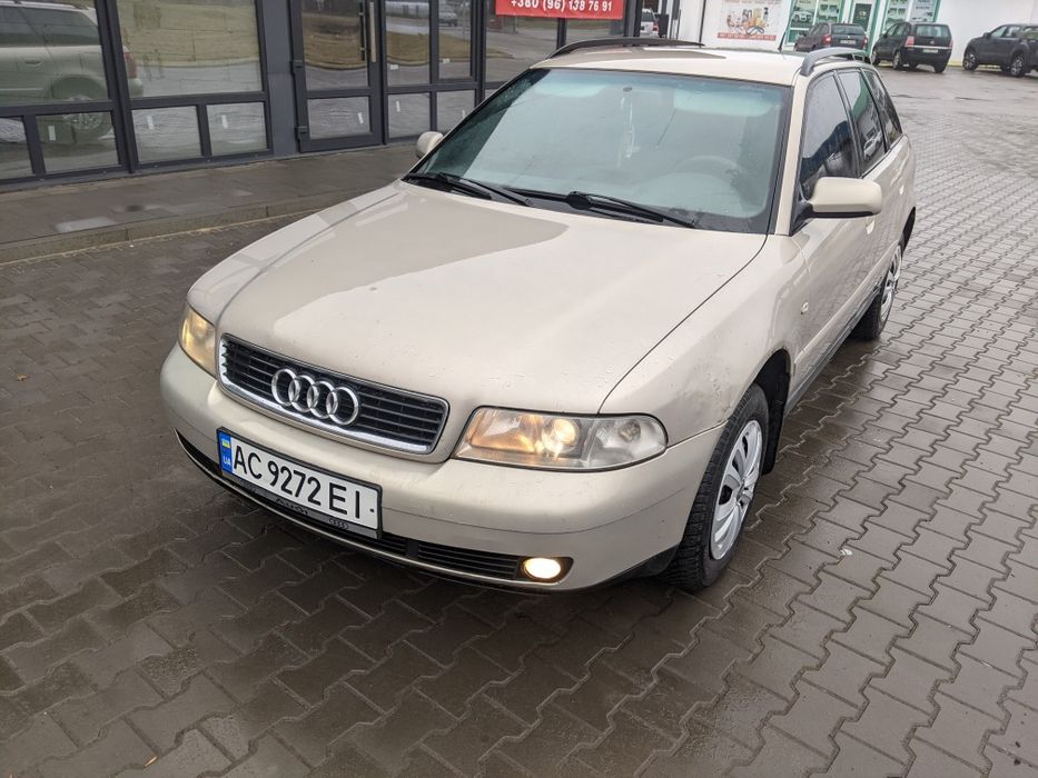 Ауді А4 1.8 турбо бензин АВТОМАТ