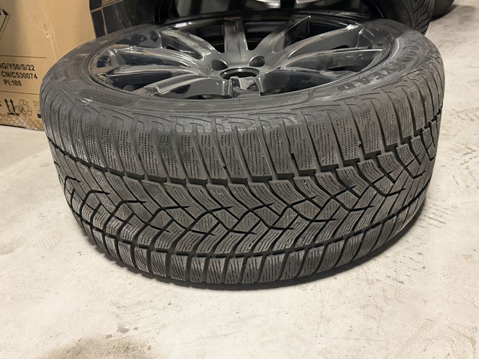 Комлект дисків Audi 5.130 з гумою Goodyear Ultra grip 295.40 r20