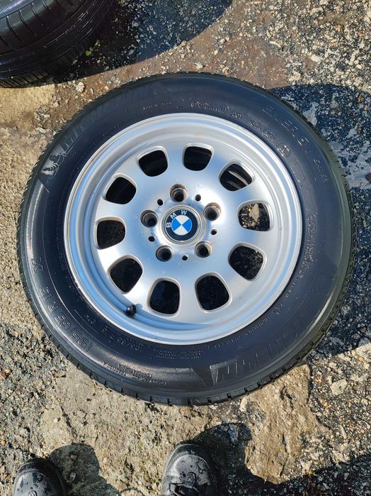 Jantes Originais BMW 318 com Pneus