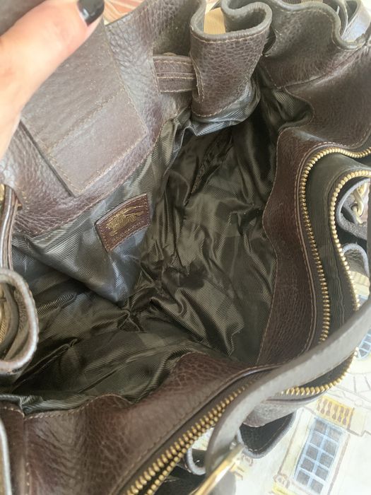 Mala Burberry. Preço nova 950€.