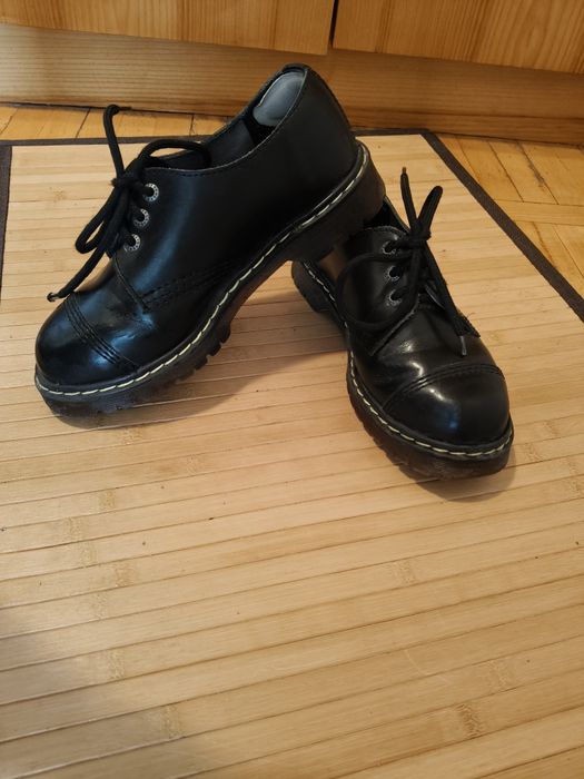 Martensy glany steel 3 dziurkowe skórzane alternative grunge