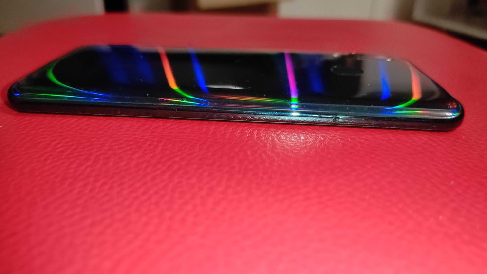 telefon smartfon Samsung Galaxy A40 64GB + ładowarka