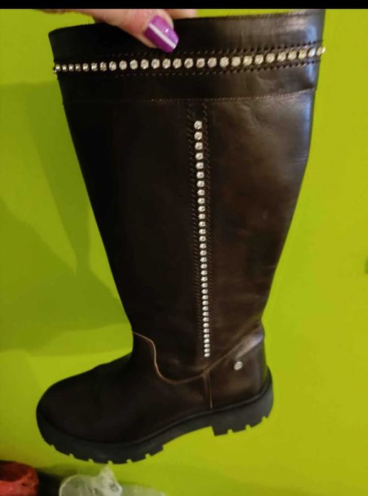 Botas de senhora em pele n 37