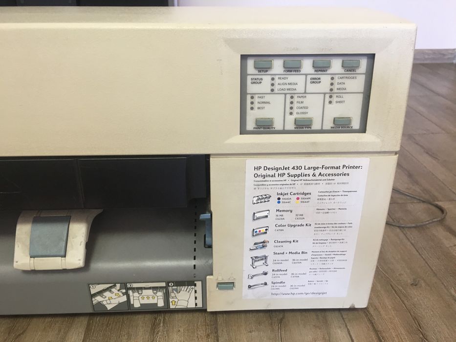 Принтер hp! В хорошем состоянии!