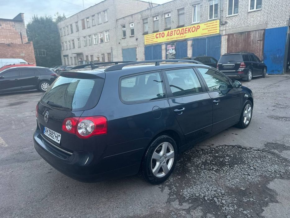 passat b6 бензиновий
