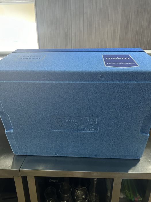 Caixa isotérmica Makro