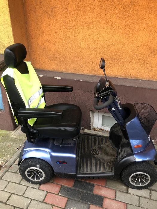 Skuter inwalidzki  lub dla osoby starszej