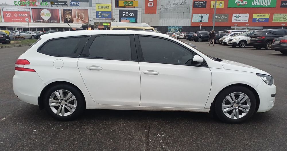 Продам Пежо 308 1.6д 120к.с. 2015р.в.