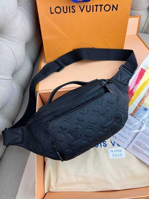 Кросс боди Louis Vuitton плечевая сумка LV мессенджер Луи Виттон натуральная кожа c834