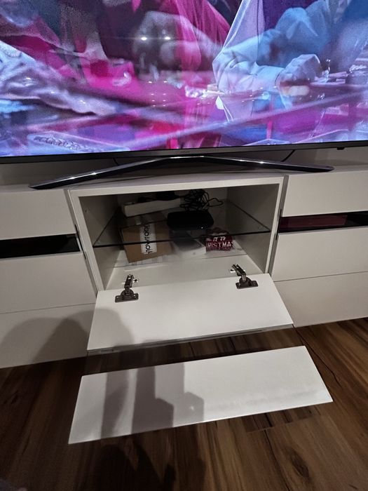 Móvel para televisão