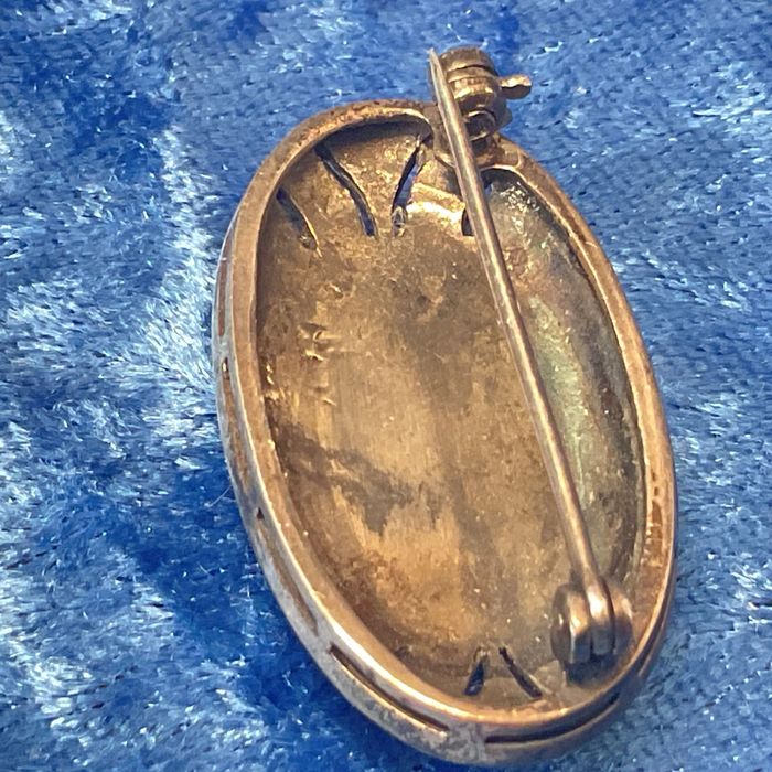 Broche prata inglesa peça vintage Art deco 4 cm