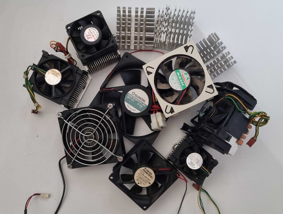 Large Heatsinks and Coolers for Vintage Processors64739550974595121