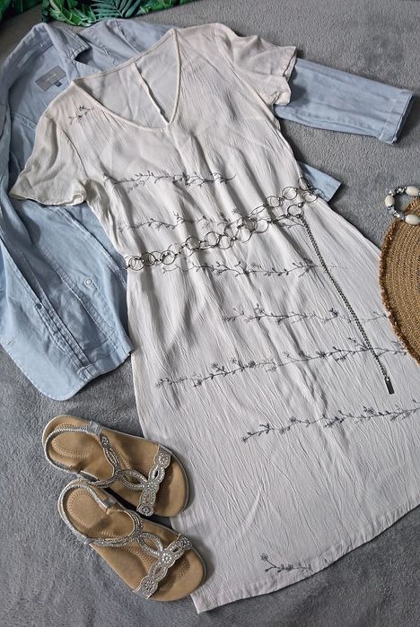 Sukienka haft kwiatuszki len wiosenna letnia wakacyjna