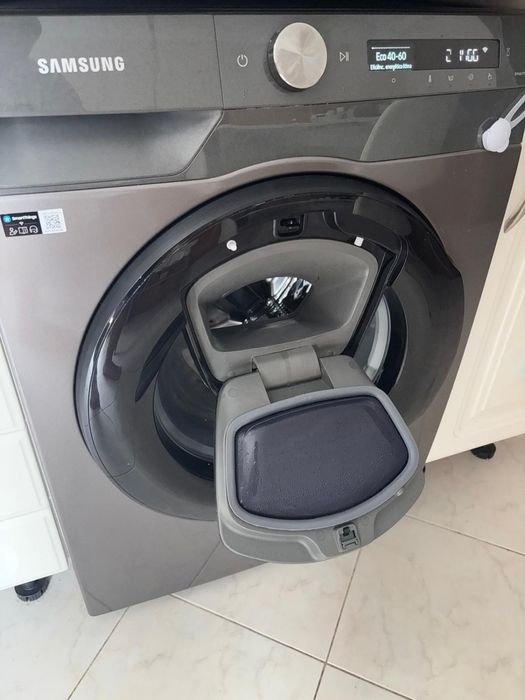 Maquina lavar roupa Samsung AddWash AI 90T554DAN