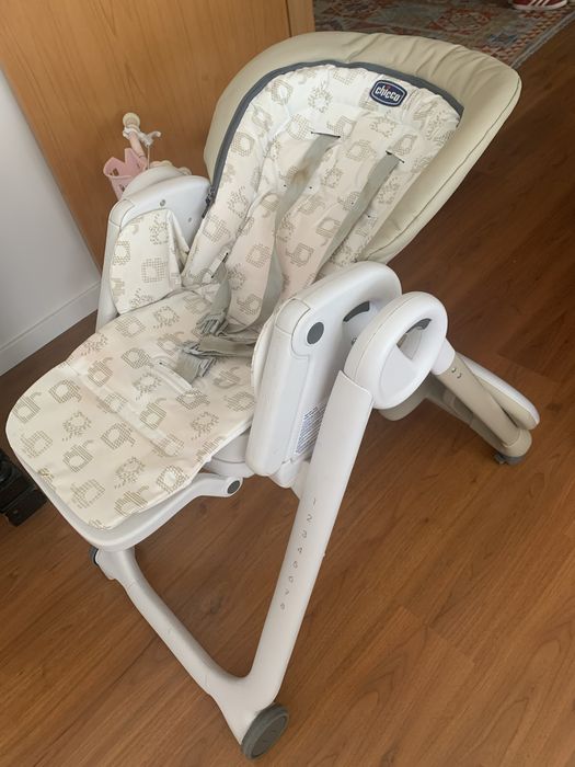 Cadeira de refeição Chicco polly progress